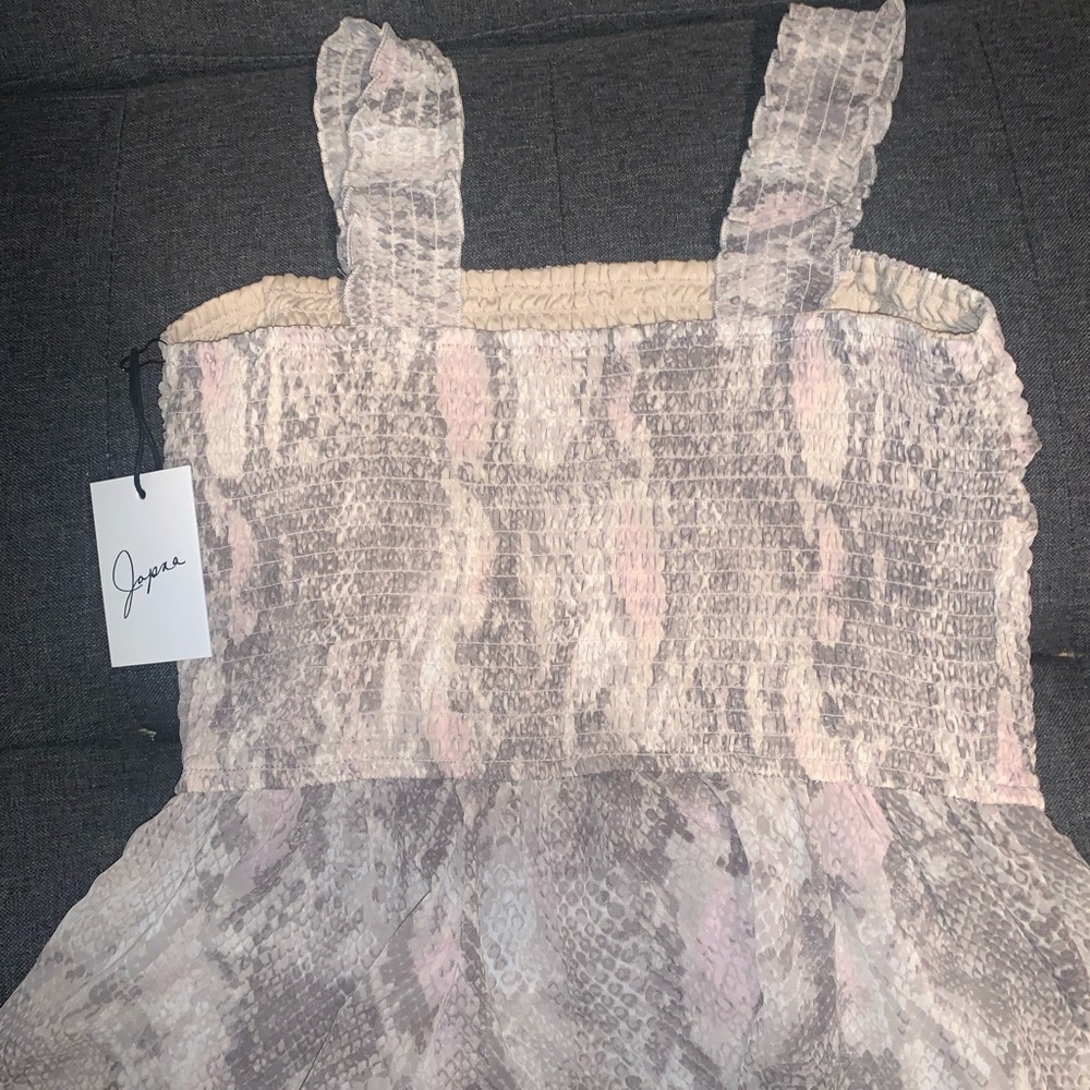 Crop top - Picture 2 of 3